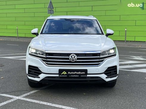 Volkswagen Touareg 2019 - фото 3