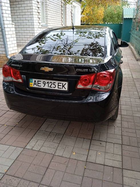 Chevrolet Cruze 2010 черный - фото 3