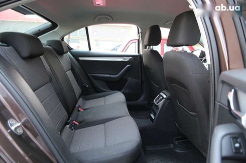 Skoda Octavia 2016 - фото 11