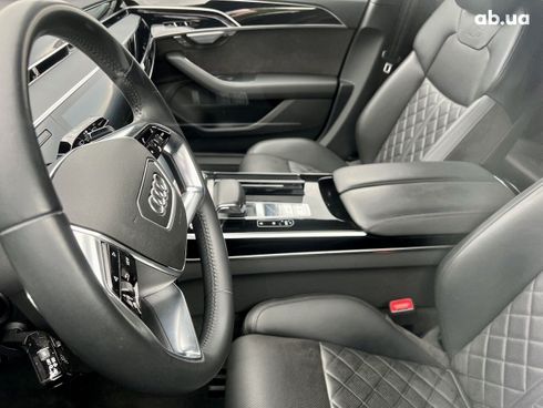 Audi A8 2021 - фото 11