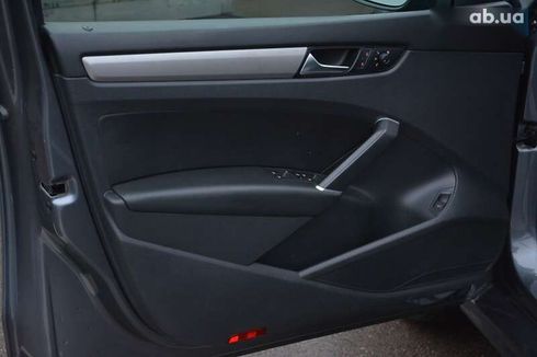 Volkswagen Passat 2021 - фото 18