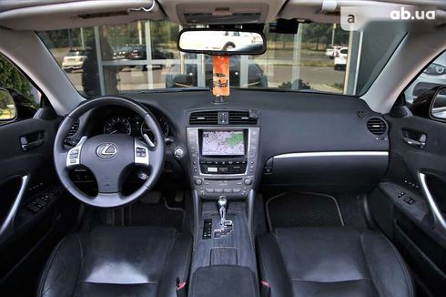 Lexus IS 2012 - фото 14