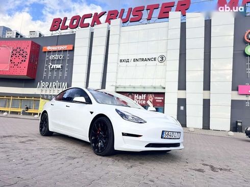 Tesla Model 3 2023 - фото 8