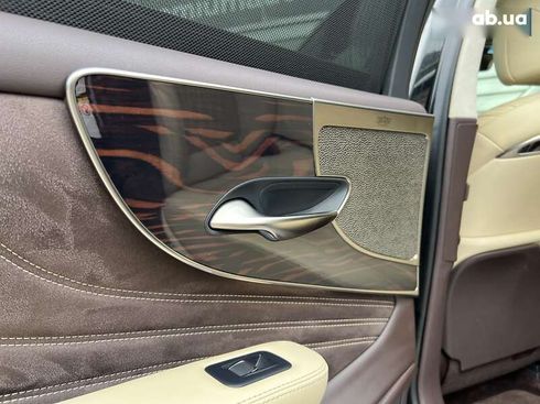 Lexus LS 2018 - фото 29