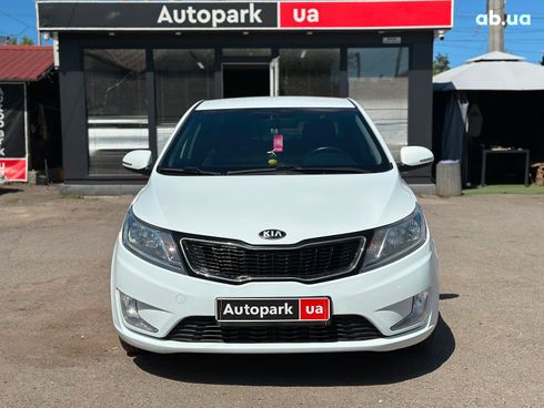 Kia Rio 2013 белый - фото 2