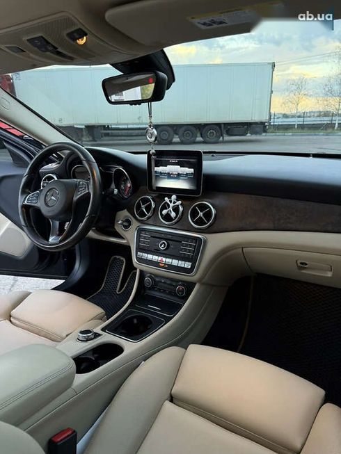 Mercedes-Benz GLA-Класс 2017 - фото 25