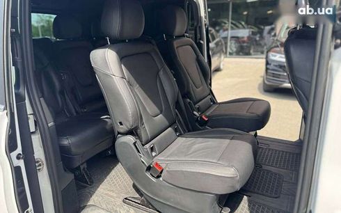 Mercedes-Benz V-Класс 2016 - фото 26
