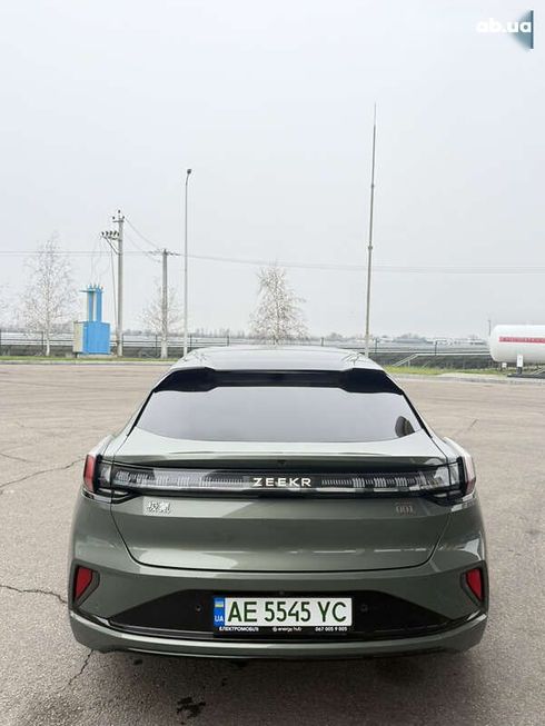 Zeekr 001 2024 - фото 17