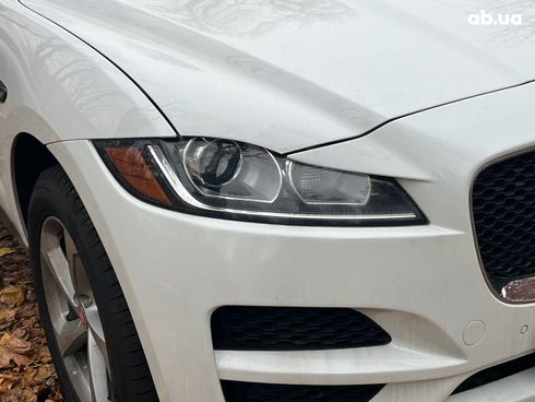 Jaguar F-Pace 2018 белый - фото 4
