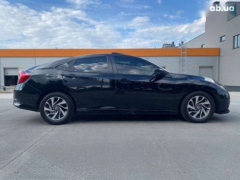 Honda Civic 2016 - фото 11