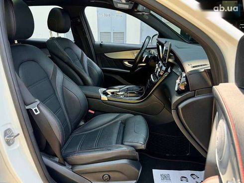 Mercedes-Benz GLC-Класс 2016 - фото 22