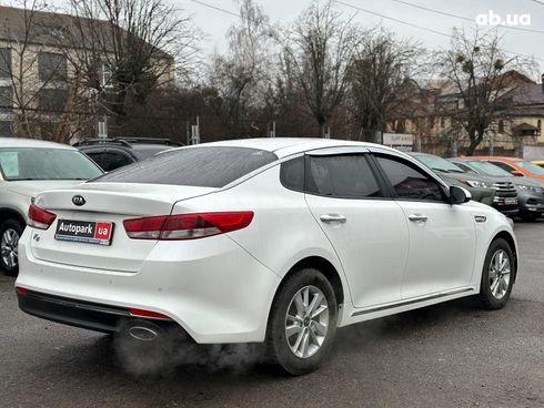 Kia K5 2017 белый - фото 18