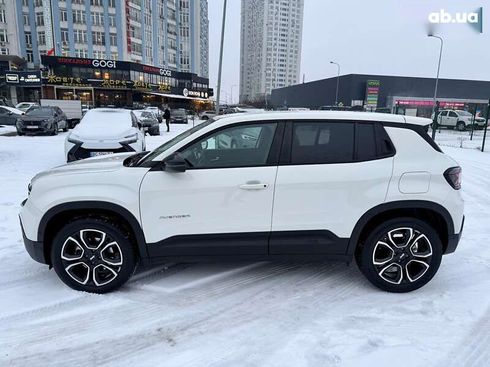 Jeep Avenger 2024 - фото 24