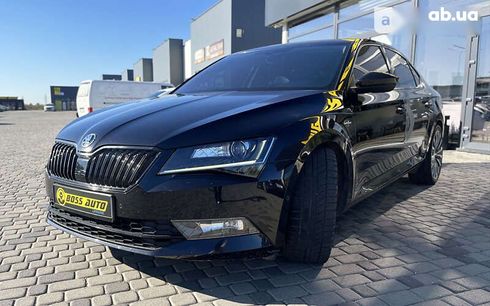 Skoda Superb 2016 - фото 3