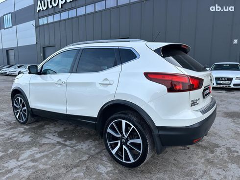 Nissan Rogue 2017 белый - фото 5