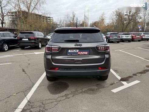 Jeep Compass 2021 - фото 4