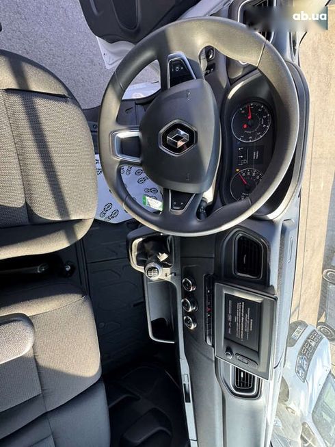 Renault Master 2021 - фото 21