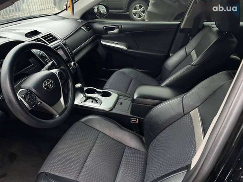Toyota Camry 2014 - фото 11