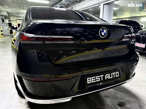 BMW 7 серия 2023 - фото 12