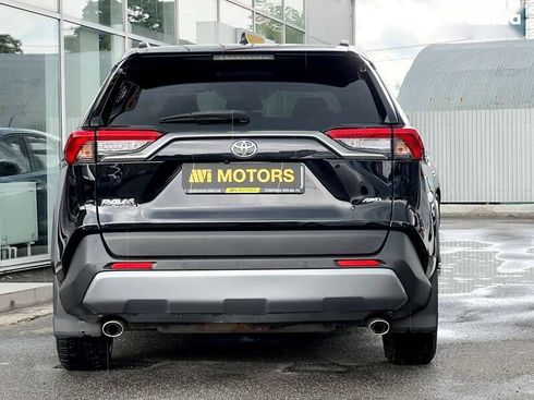 Toyota RAV4 2019 - фото 6