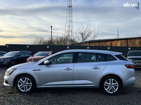 Renault Megane 2018 - фото 5