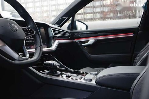 Volkswagen Touareg 2023 - фото 21
