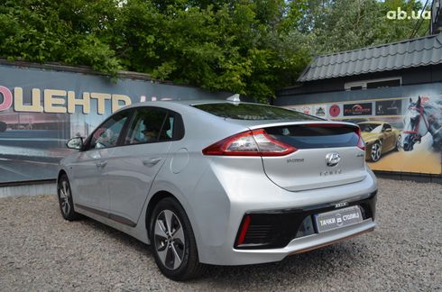 Hyundai IONIQ Electric 2019 серый - фото 8
