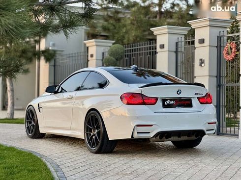 BMW M4 2018 - фото 22