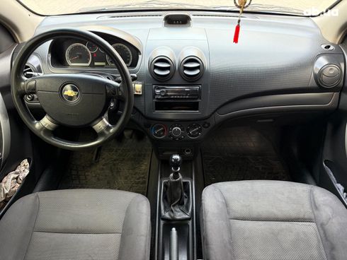 Chevrolet Aveo 2006 синий - фото 13