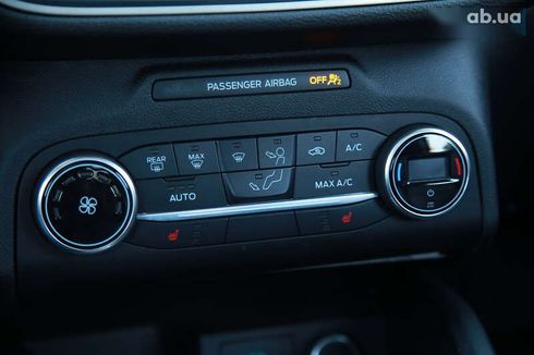 Ford Escape 2020 - фото 16