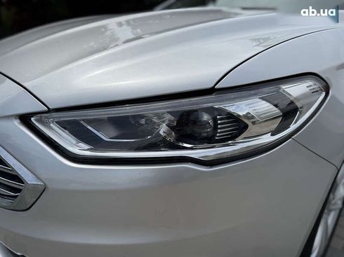 Ford Fusion 2018 - фото 10