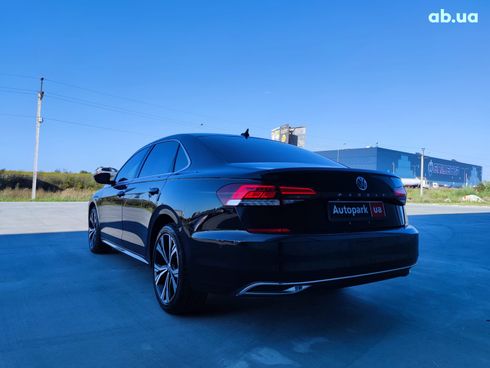 Volkswagen Passat 2020 черный - фото 7