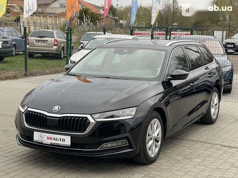 Skoda Octavia 2021 - фото 2