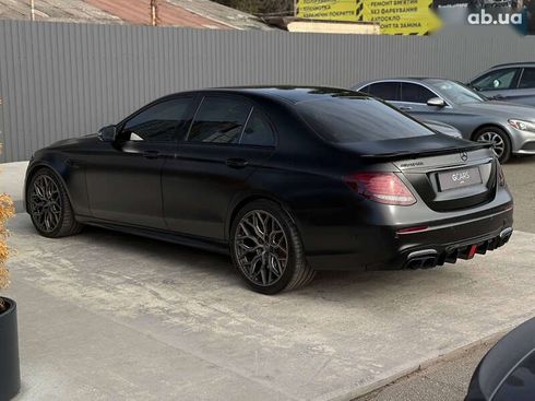 Mercedes-Benz E-Класс 2019 - фото 5