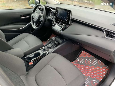 Toyota Corolla 2020 - фото 30