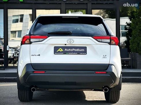 Toyota RAV4 2022 - фото 13