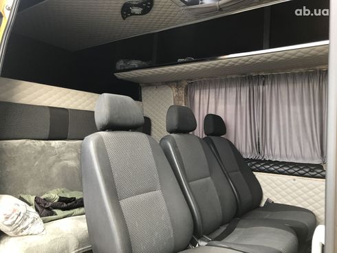 Mercedes-Benz Sprinter 2014 желтый - фото 18