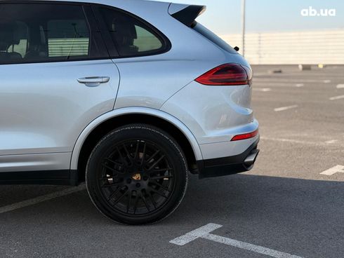 Porsche Cayenne 2016 серый - фото 6