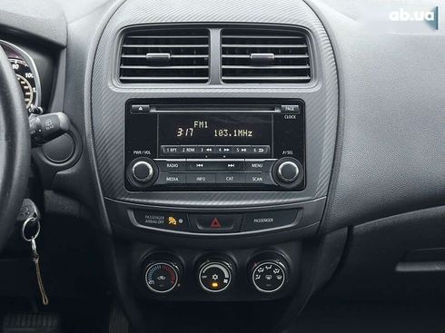 Mitsubishi Outlander 2015 - фото 24