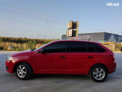 Skoda Rapid 2013 красный - фото 3