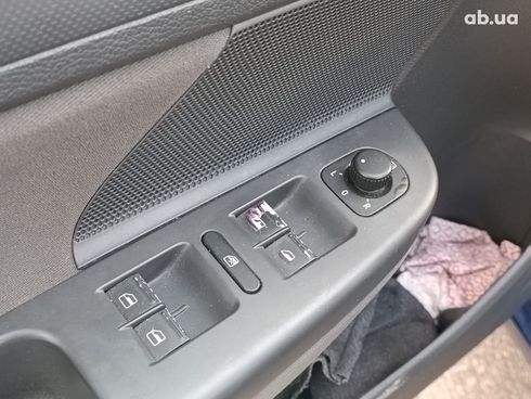 Volkswagen Golf 2005 синий - фото 20