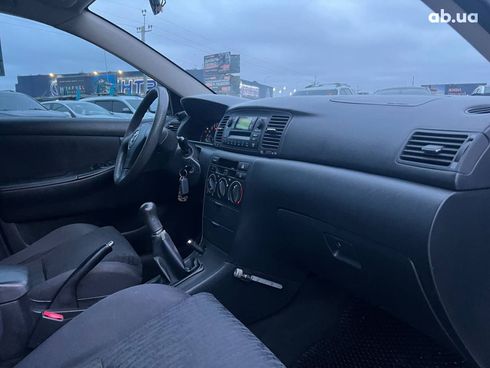 Toyota Corolla 2002 серый - фото 35