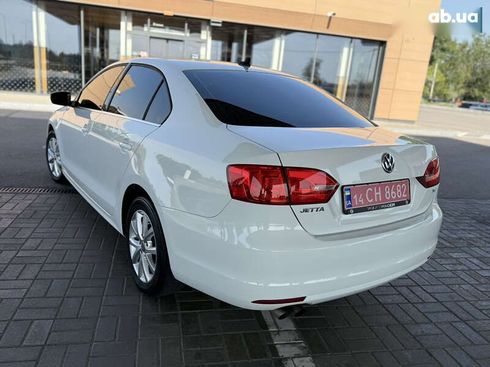Volkswagen Jetta 2014 - фото 16