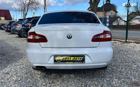 Skoda Superb 2012 - фото 5