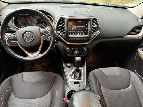 Jeep Cherokee 2017 черный - фото 17