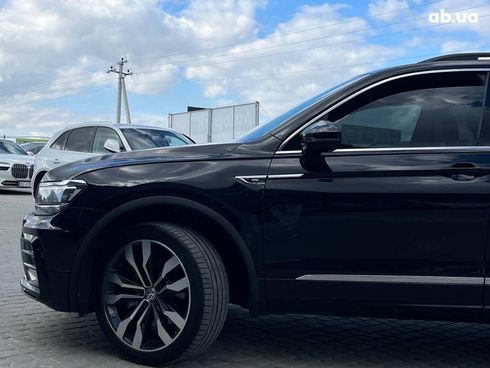 Volkswagen Tiguan 2020 черный - фото 12