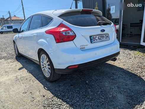 Ford Focus 2011 - фото 6