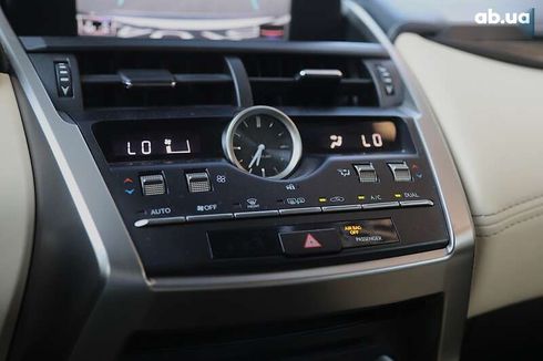 Lexus NX 2019 - фото 17