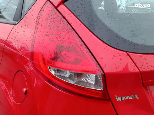 Ford Fiesta 2012 красный - фото 11