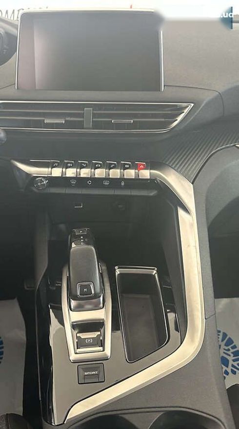 Peugeot 3008 2019 - фото 12